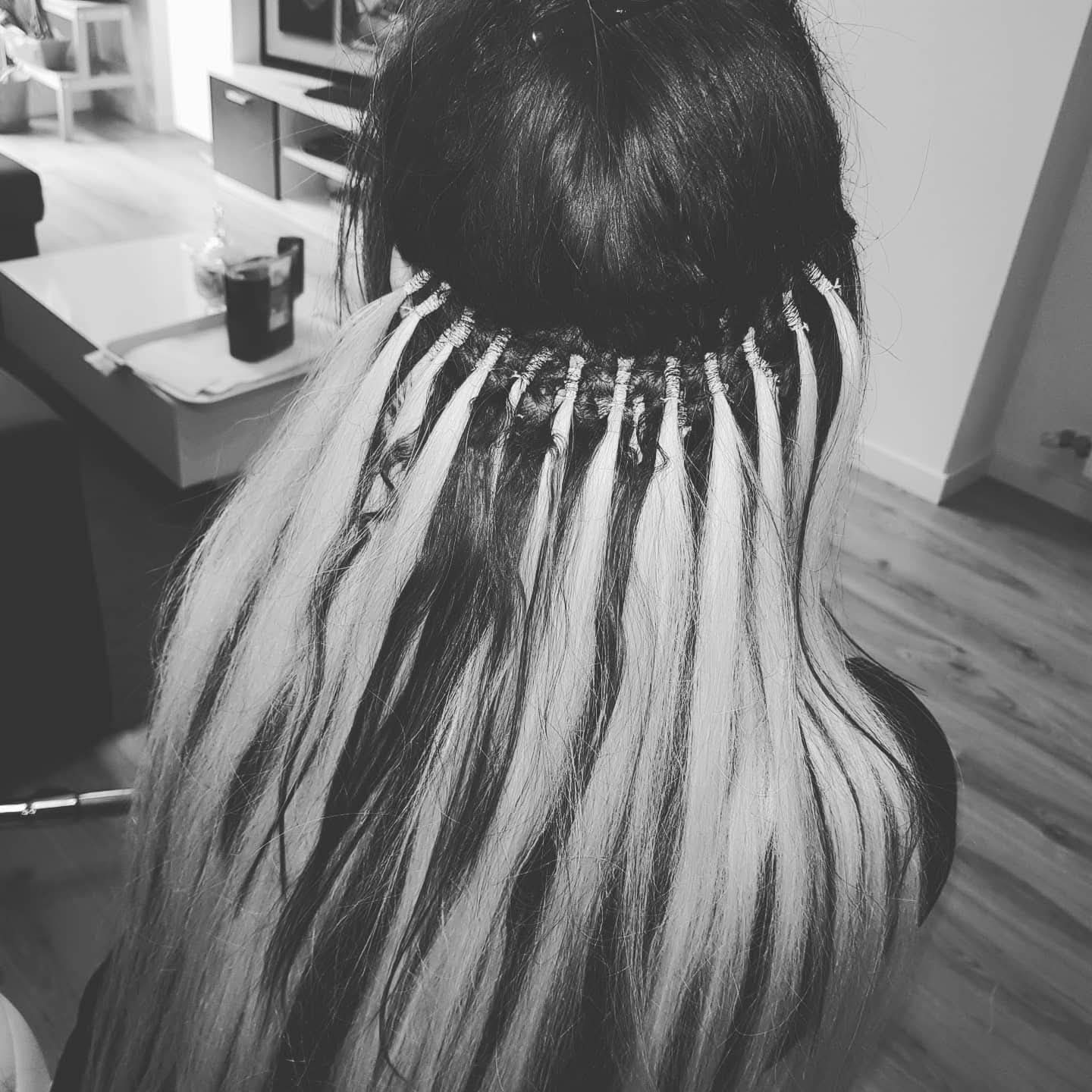 Colocación de extensiones invisibles en cabello moreno, Logroño